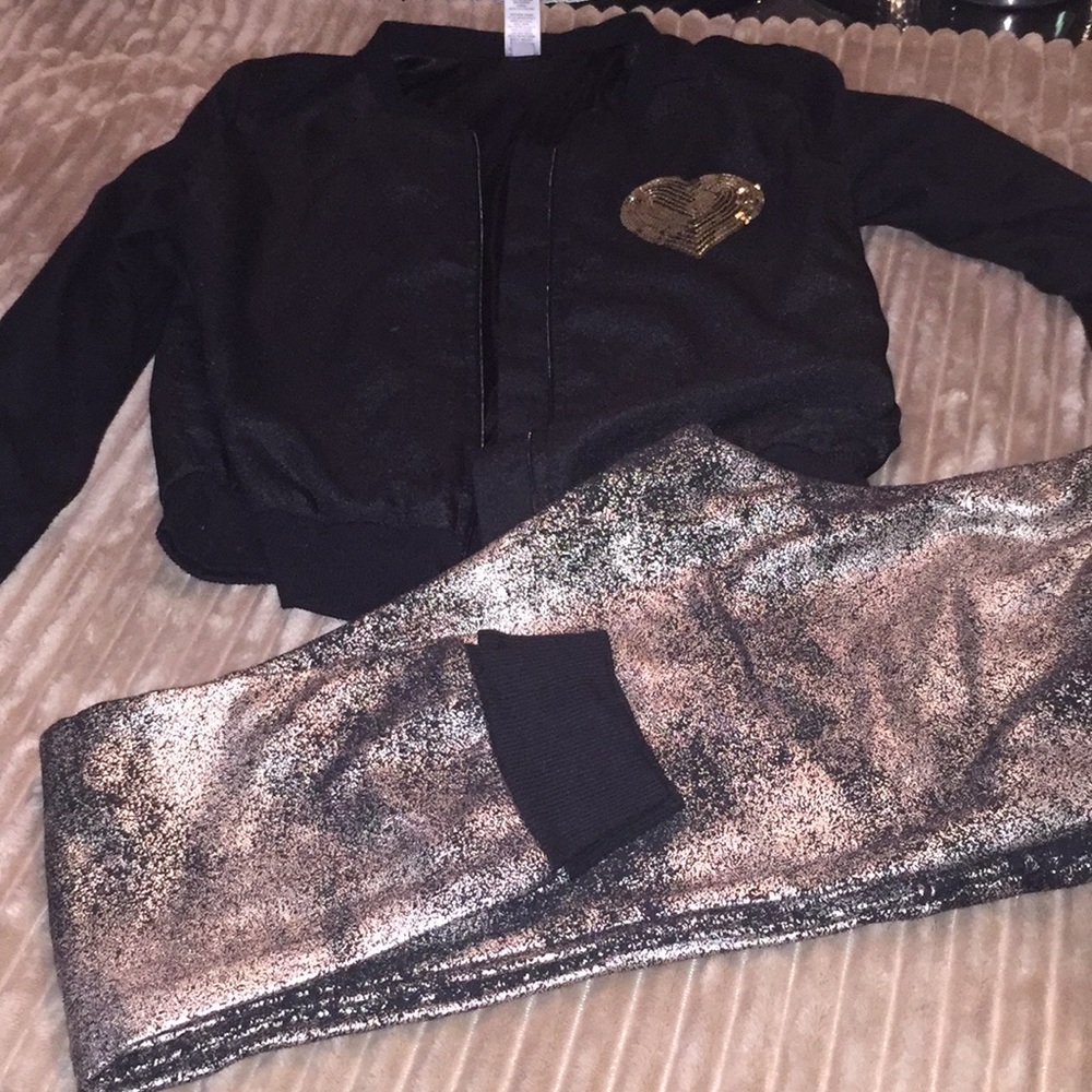 Girls 2pcs outfit size 10-12